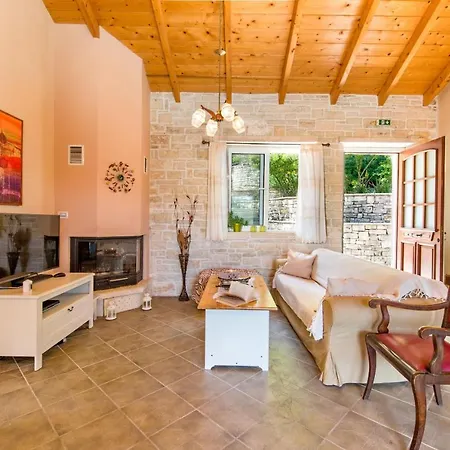 Georgina House Velianitátika