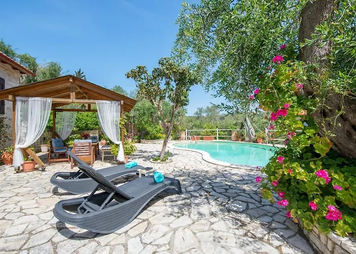 Georgina House Villa *